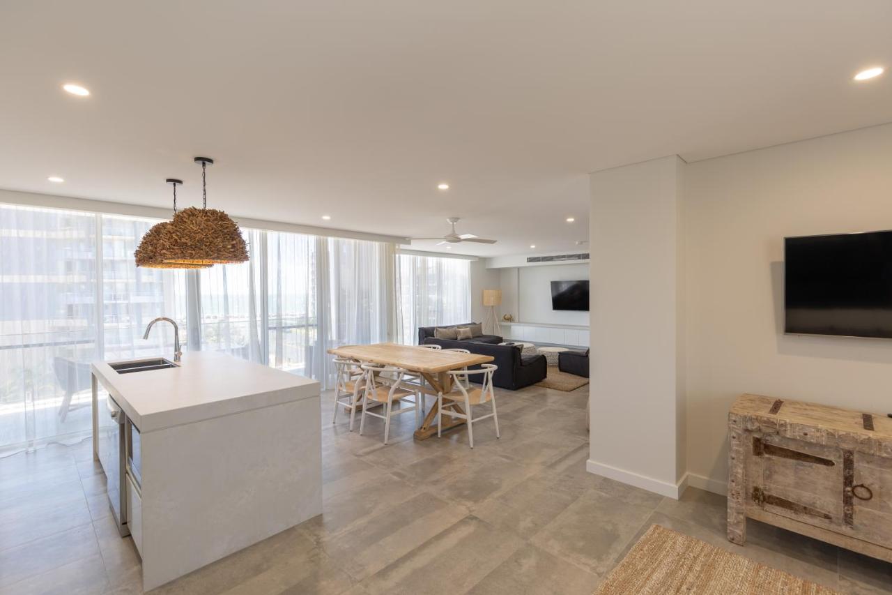 Astina Suites, Forster Exteriér fotografie